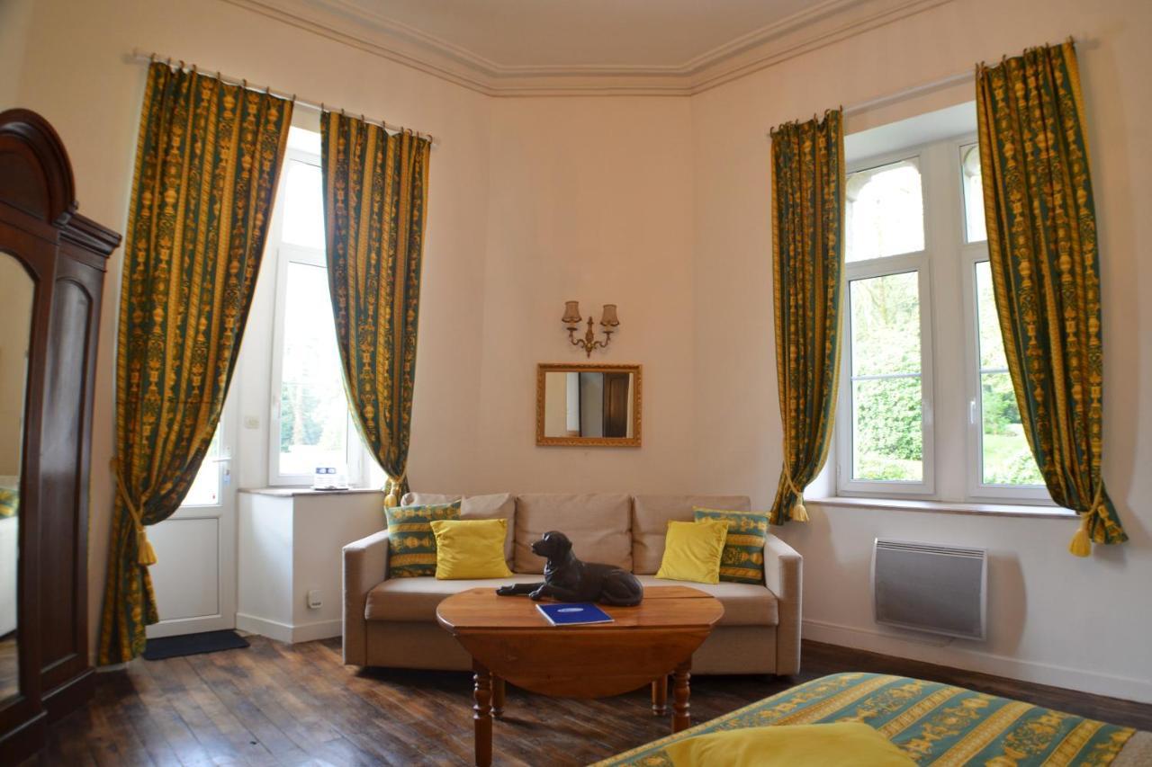 Chateau De Kervoazec - Chambres D'Hotes Saint-Goazec Εξωτερικό φωτογραφία