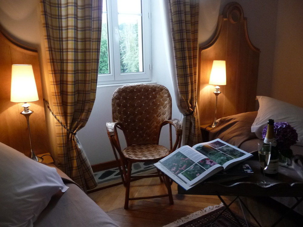 Chateau De Kervoazec - Chambres D'Hotes Saint-Goazec Εξωτερικό φωτογραφία