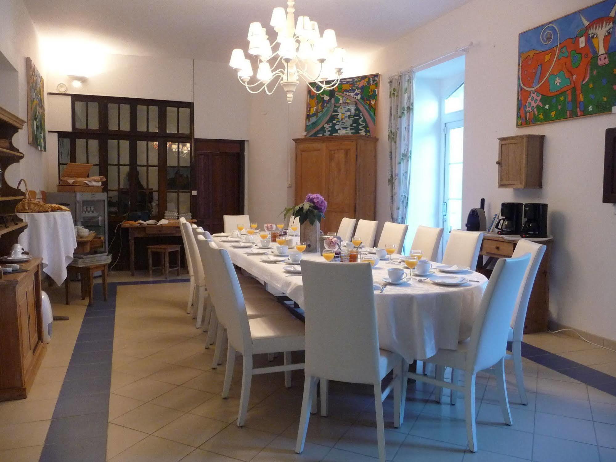Chateau De Kervoazec - Chambres D'Hotes Saint-Goazec Εξωτερικό φωτογραφία